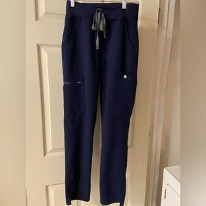 BARELY WORN Kade Cargo Scrub Pants